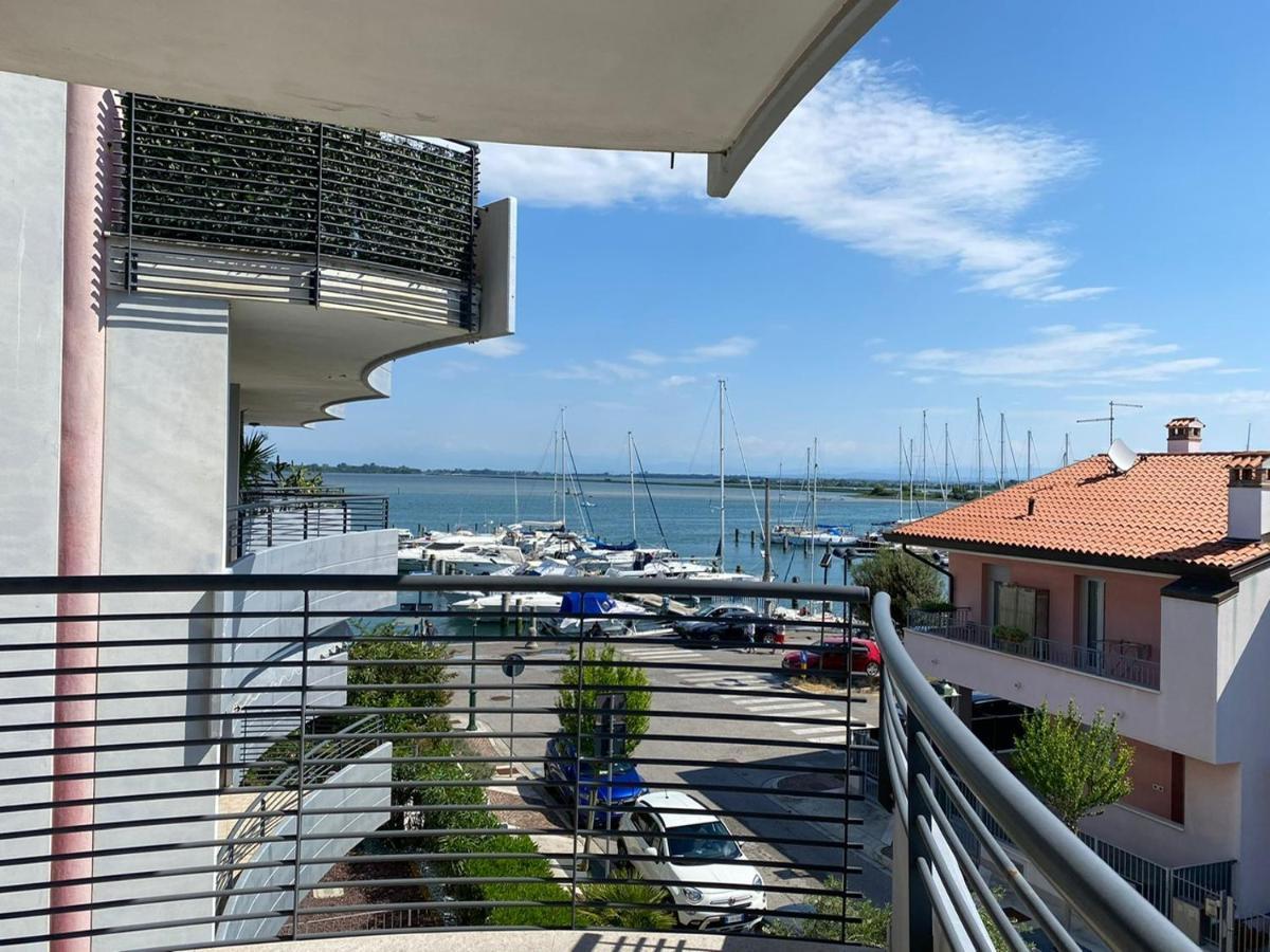 Costa Azzurra Apartment Grado Exterior photo